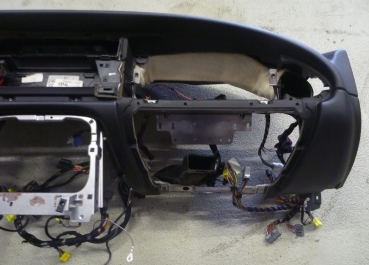 Preview: Armaturenbrett Cockpit schwarz-Jaguar XK8 Coupe (QEV) 4.0