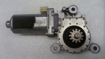 Preview: Volvo 850 (LW)-2,5l-elektr. Fensterheber Motor-hinten/vorne-links-0130821604