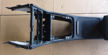 Preview: Mittel Konsole Armlehne-VW Passat 3C5 2.0 TDI
