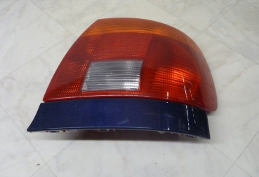 Audi A4 (B5) Rücklicht/Rückleuchte rechts