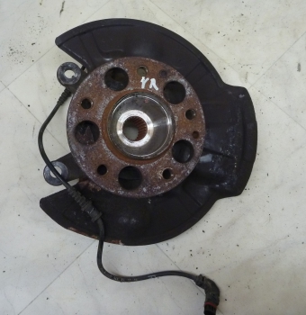 Preview: Achsschenkel Radnabe vorne rechts-Mercedes A-Klasse (W168) A160