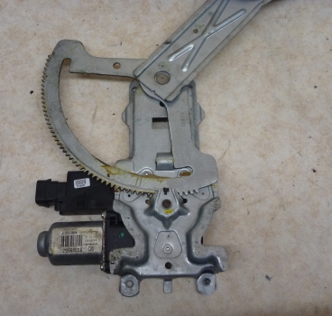 Preview: Fensterheber Motor 93389552 vorne rechts-Opel Meriva 1.8