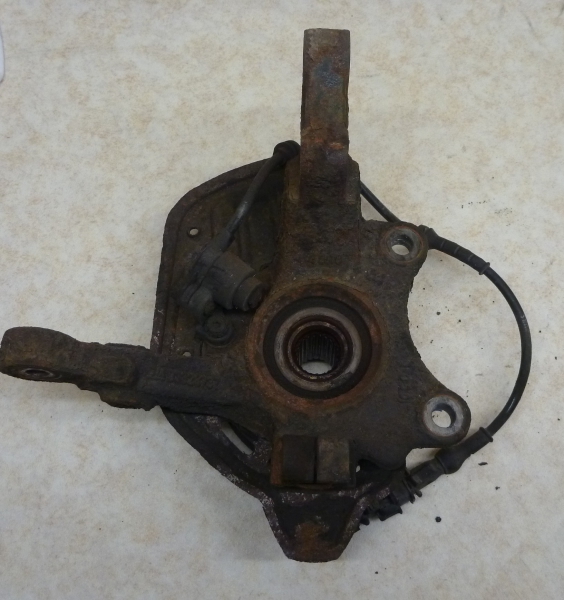 Achsschenkel Radnabe vorne links-Opel Meriva 1.8